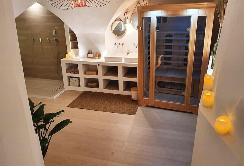 تختخواب و صبحانه Suite 6