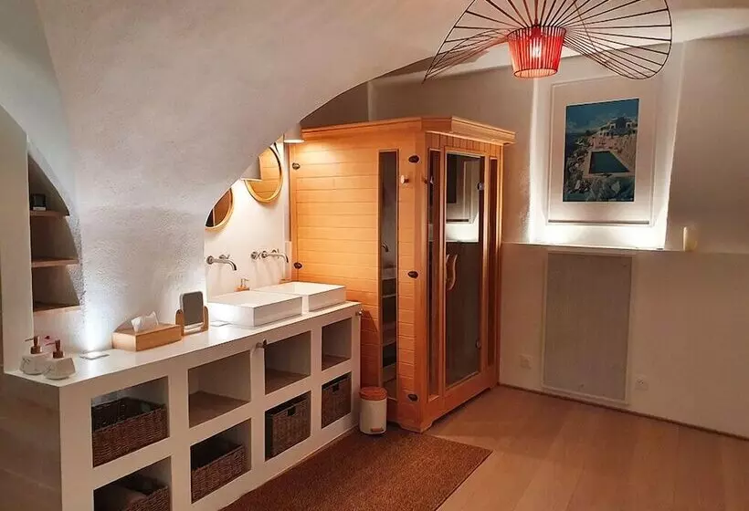 ベッドアンドブレックファースト Suite 6