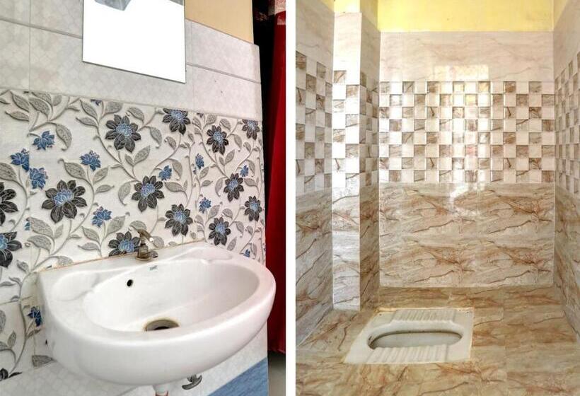 هاستل O Shri Durga