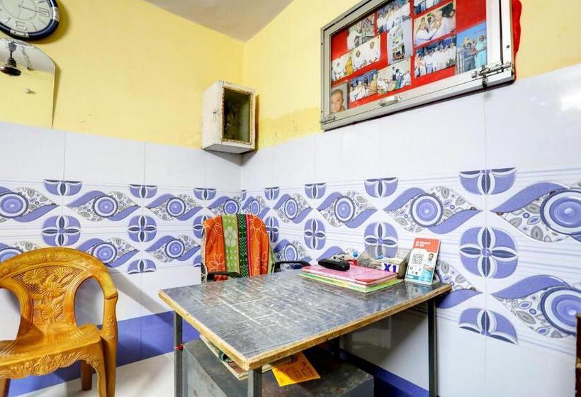 هاستل O Shri Durga