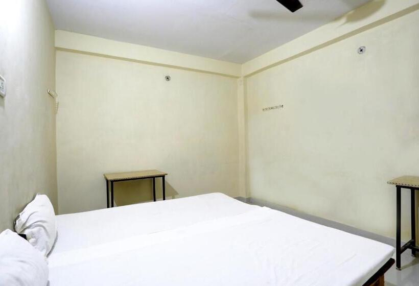 هاستل O Shri Durga