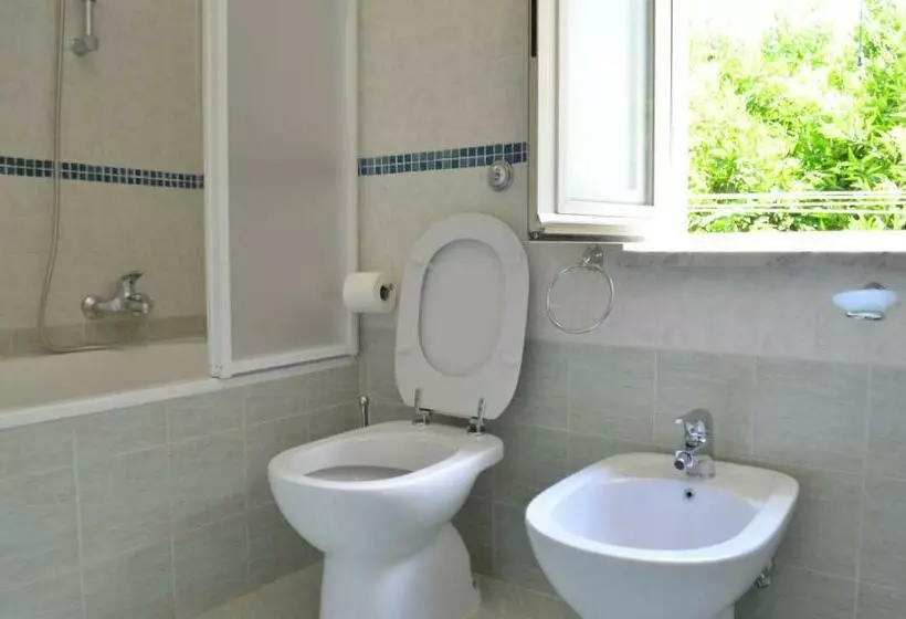 تختخواب و صبحانه Casa Rosaria