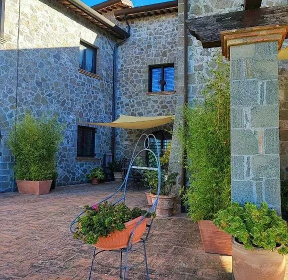 Hotelli Agriturismo Le Casette Sul Lago