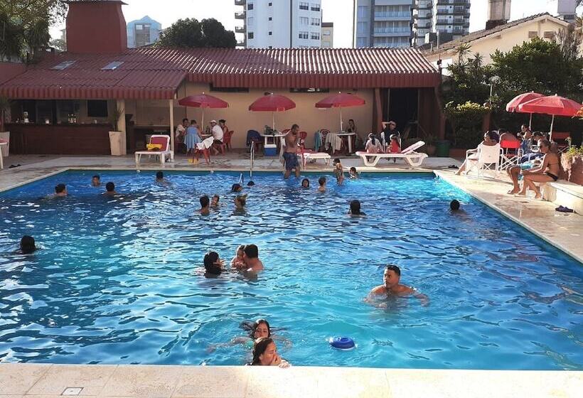 هتل Intersur Villa Gesell