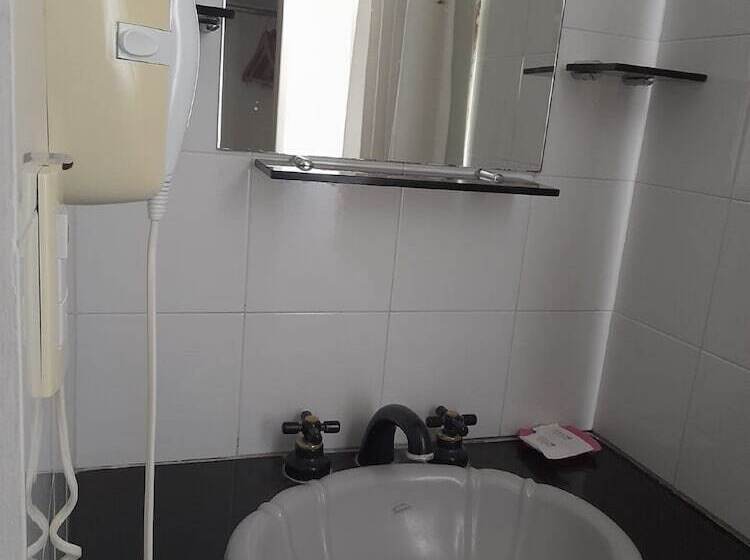 هتل Intersur Villa Gesell