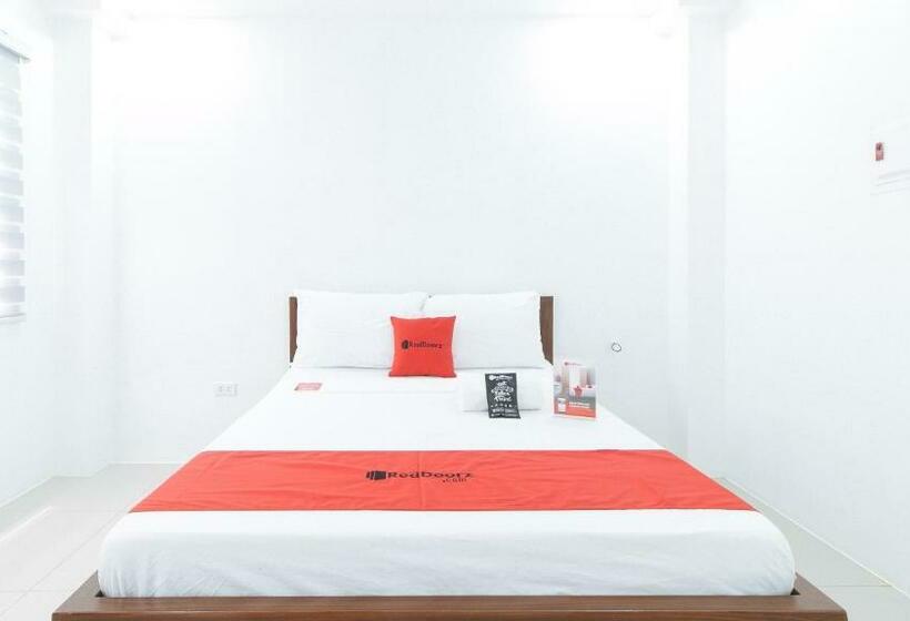 فندق Reddoorz Plus At Dbuilders Poblacion Bgc