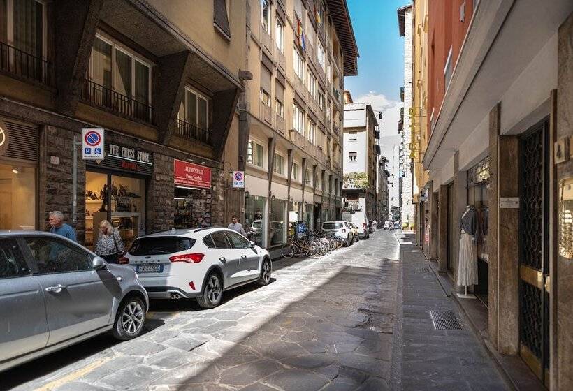 پانسیون 7heaven Pontevecchio Rooms