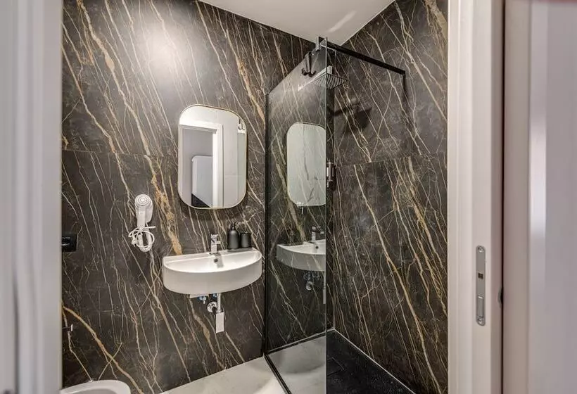 پانسیون 7heaven Pontevecchio Rooms