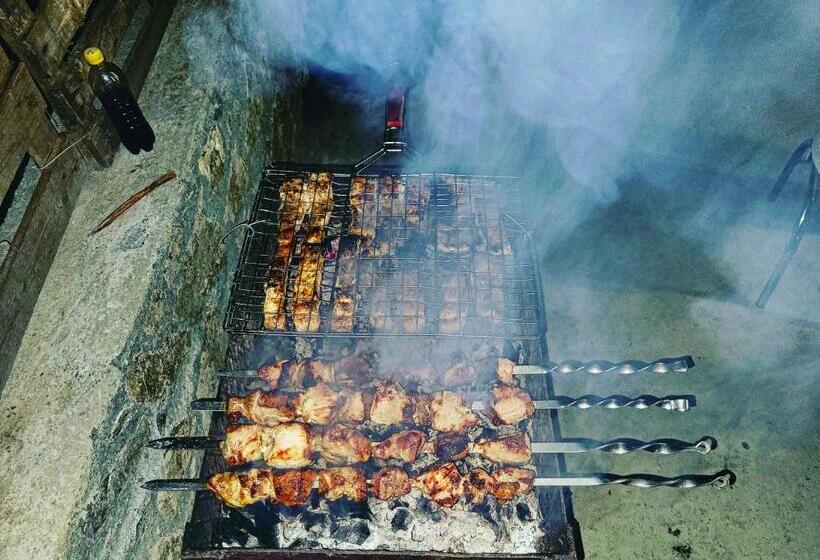 پانسیون White House In Borjomi