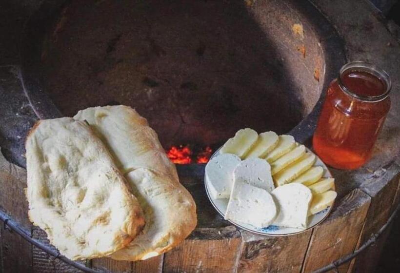 پانسیون White House In Borjomi