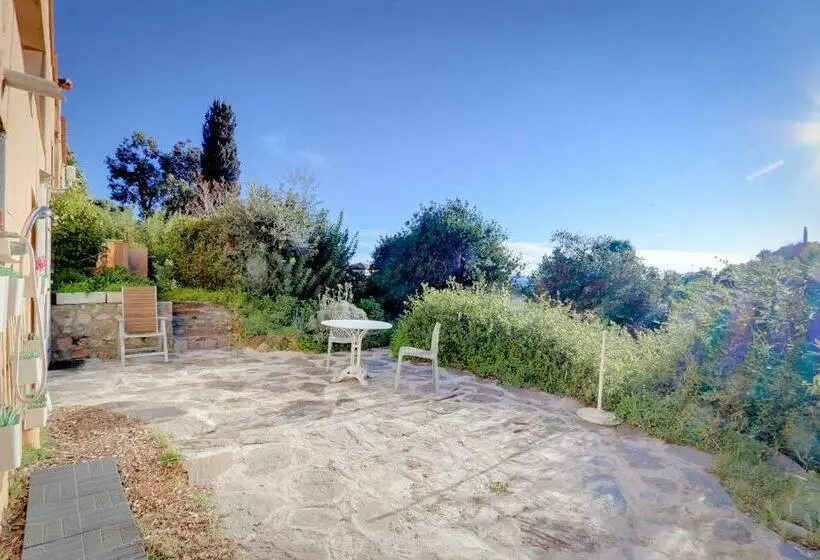 カプセルホテル La Farigoulette