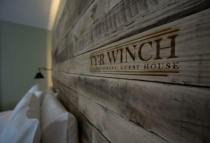 هتل Tyr Winch