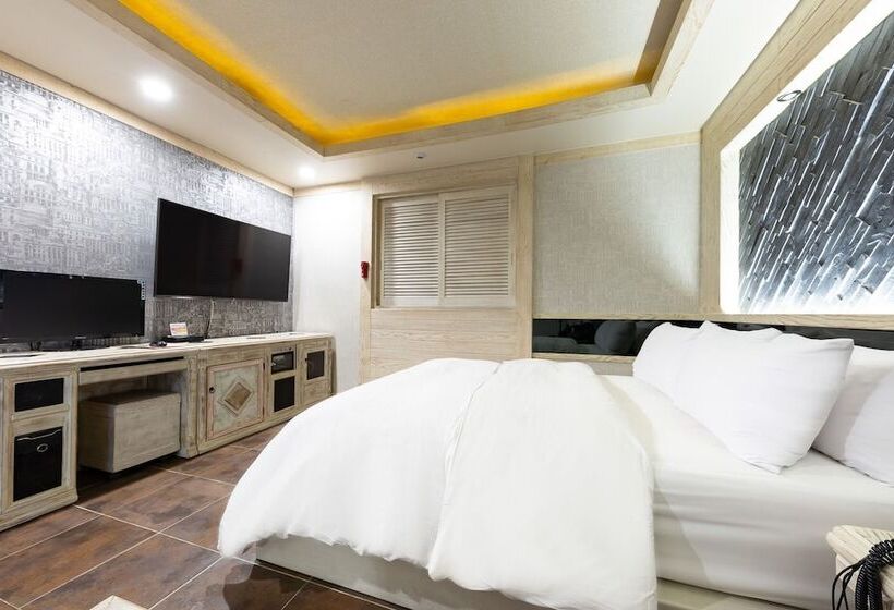 Motel Daejeon Yongjeon Bobos