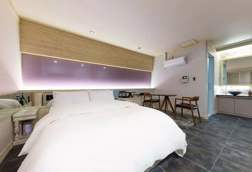 モーテル Daejeon Yongjeon Bobos