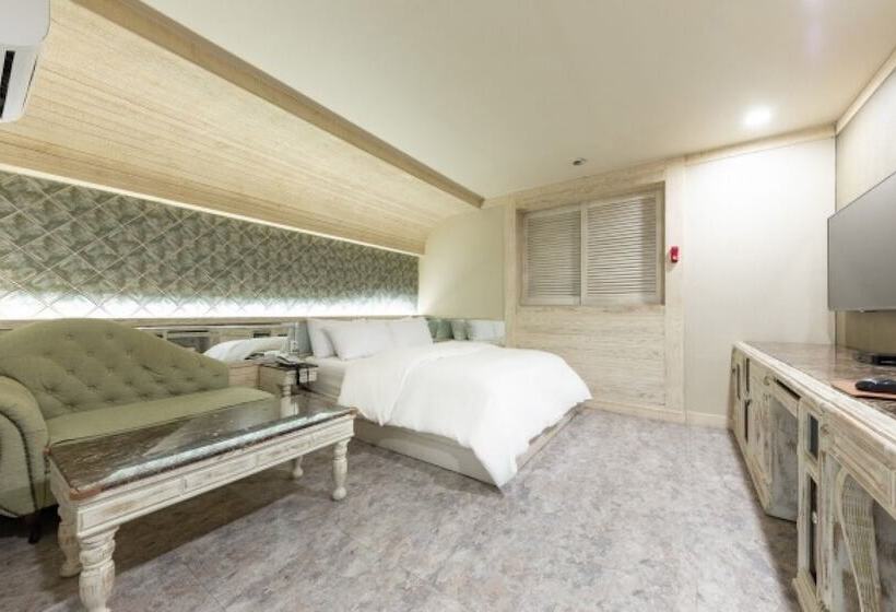 Motel Daejeon Yongjeon Bobos