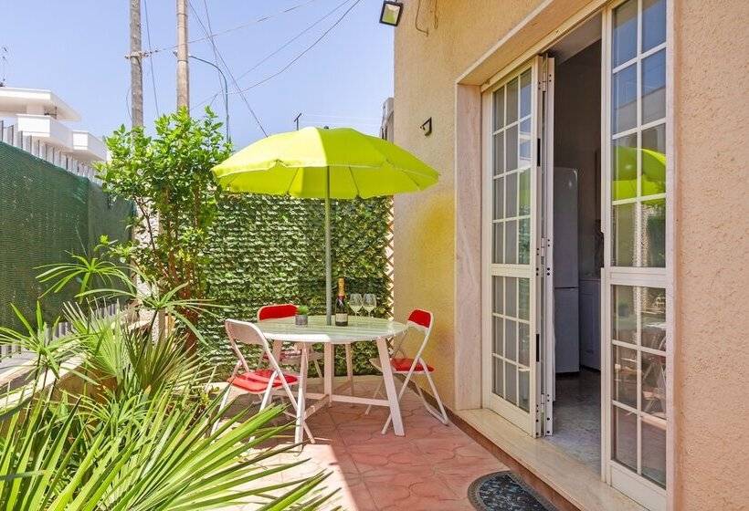 Air Conditioned Studio Near The Sea With Wi Fi Garden And Bike