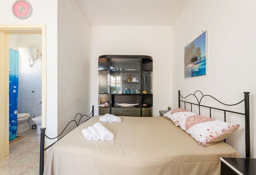 Air Conditioned Studio Near The Sea With Wi Fi Garden And Bike