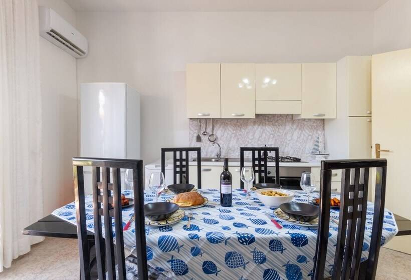 Air Conditioned Studio Near The Sea With Wi Fi Garden And Bike