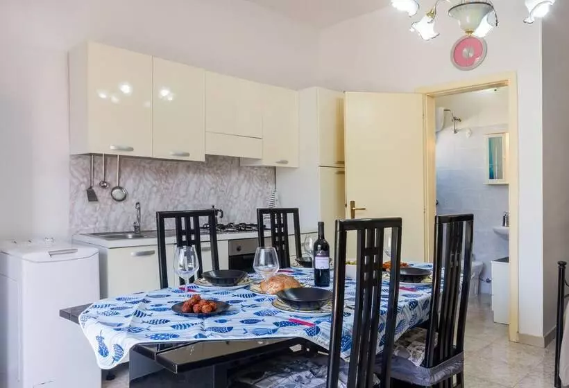 Air Conditioned Studio Near The Sea With Wi Fi Garden And Bike
