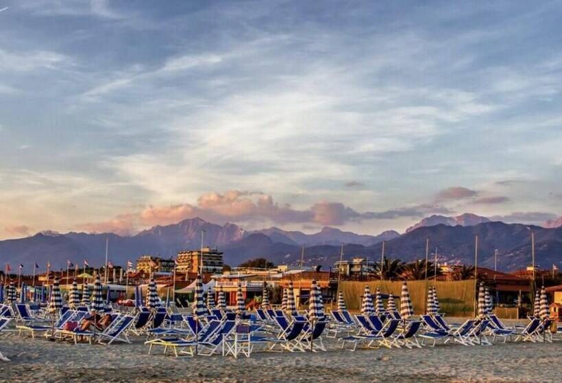 Casa La Wanda In Camaiore Toscana Terrazza