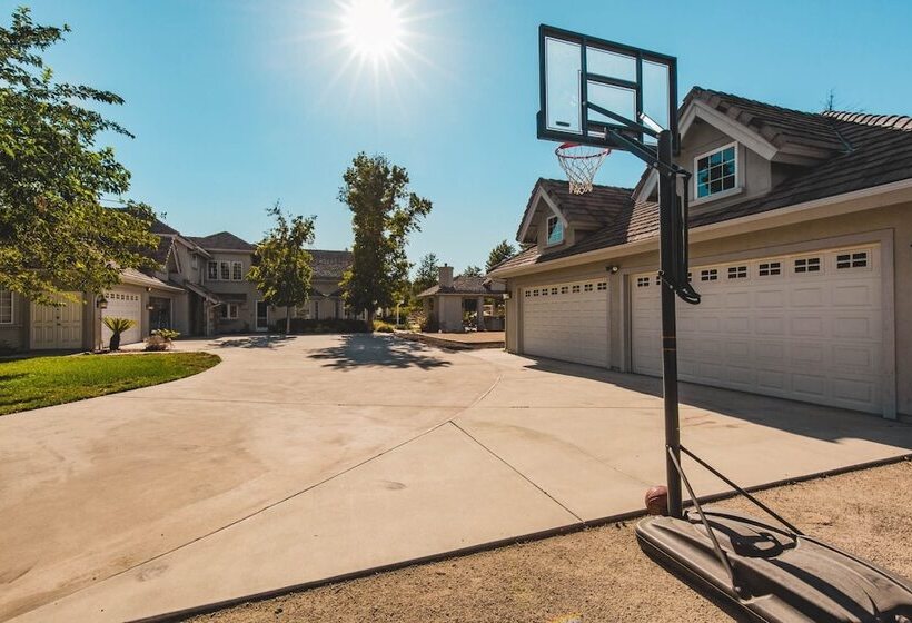 La Barrique By Avantstay Secluded 14 Acre Estate W Vball & Pool