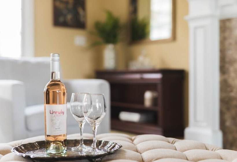 La Barrique By Avantstay Secluded 14 Acre Estate W Vball & Pool