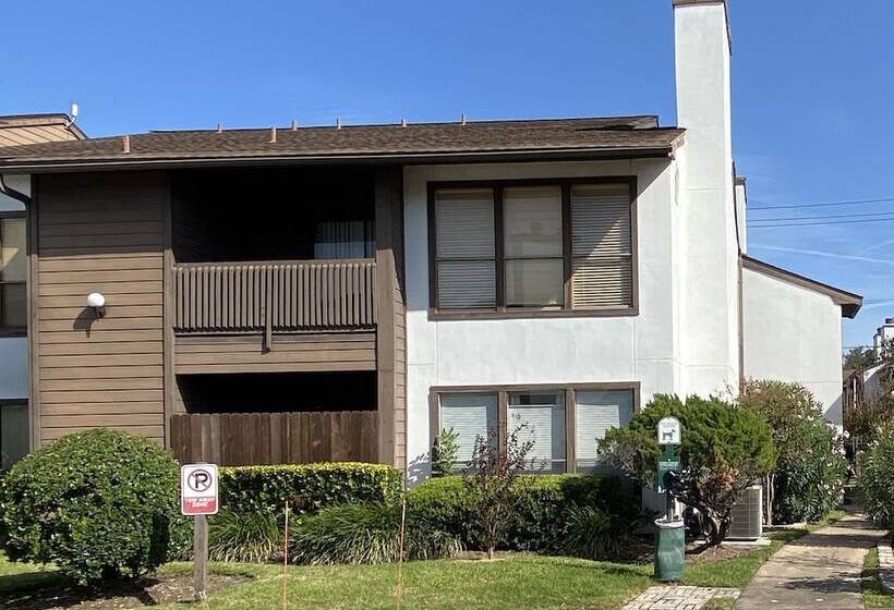 Houston Nrg Med Center Area 2b 2b All Inclusive