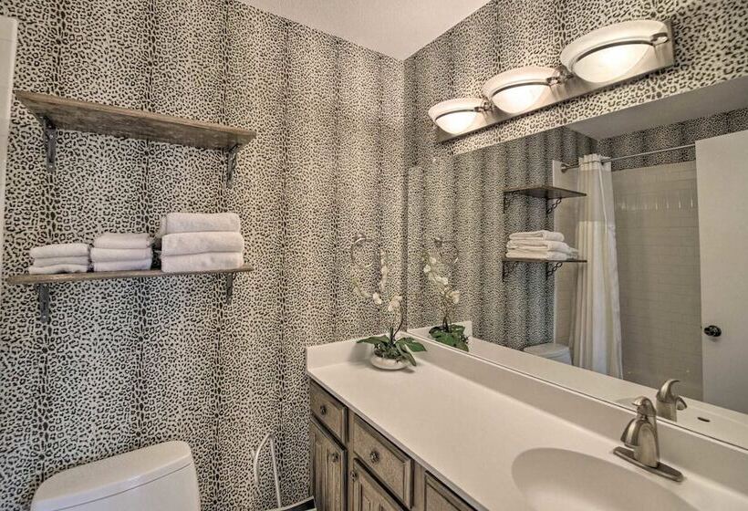 Houston Nrg Med Center Area 2b 2b All Inclusive