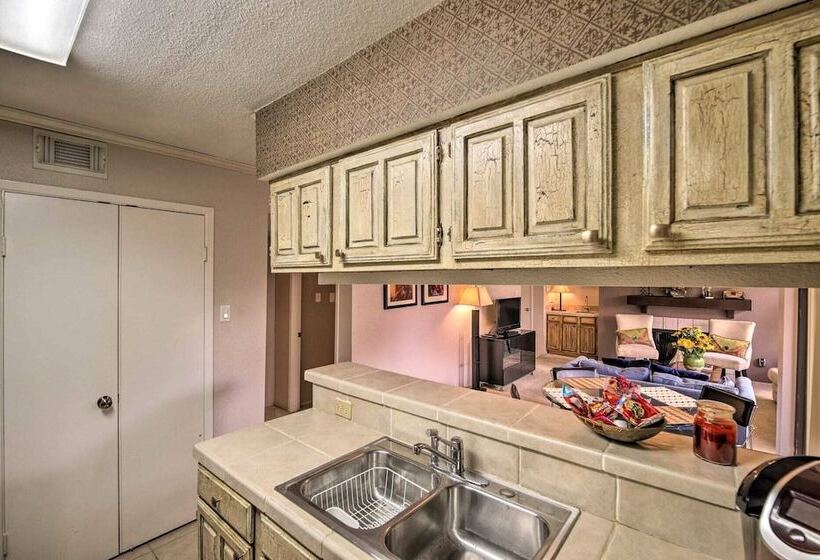 Houston Nrg Med Center Area 2b 2b All Inclusive