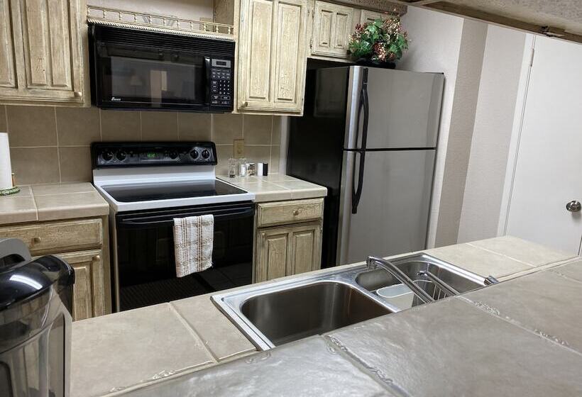 Houston Nrg Med Center Area 2b 2b All Inclusive