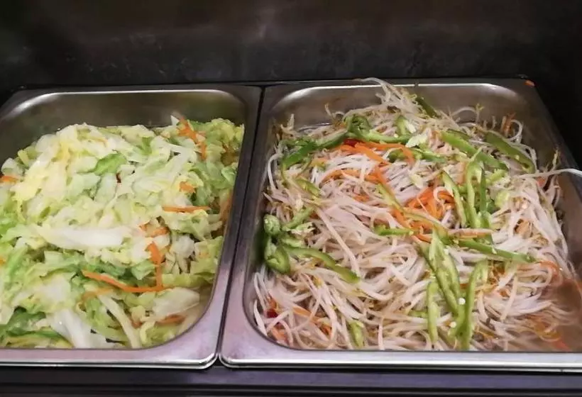 Отель Hanting Express Beijing Asian Games Village