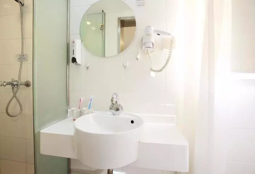 Отель Hanting Express Beijing Asian Games Village