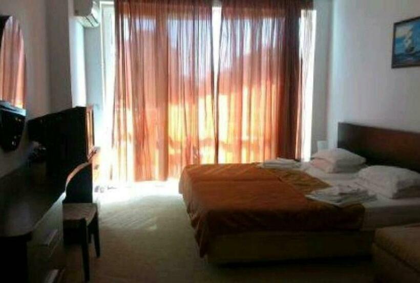 Apartment In Atlantis