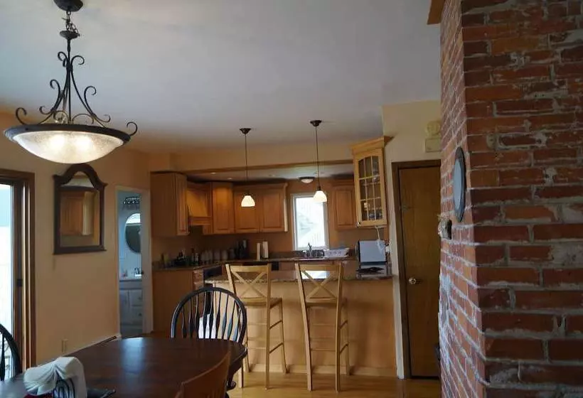 Short Sands View Y770 G Beautiful, Large Home Short Walk Through A Neighborhood To Short Sands Beach