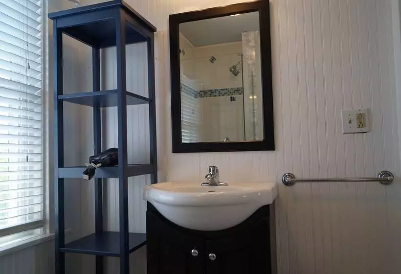 Short Sands View Y770 G Beautiful, Large Home Short Walk Through A Neighborhood To Short Sands Beach