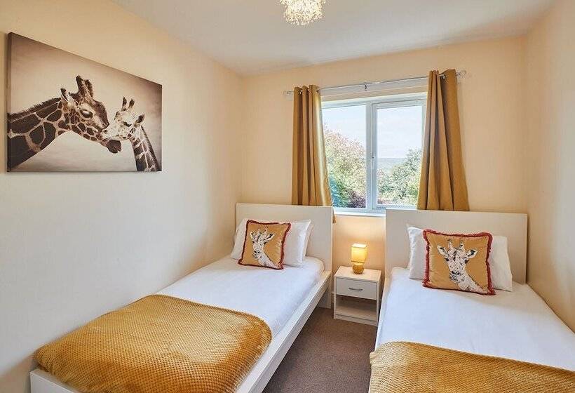 Host Stay Farrers View