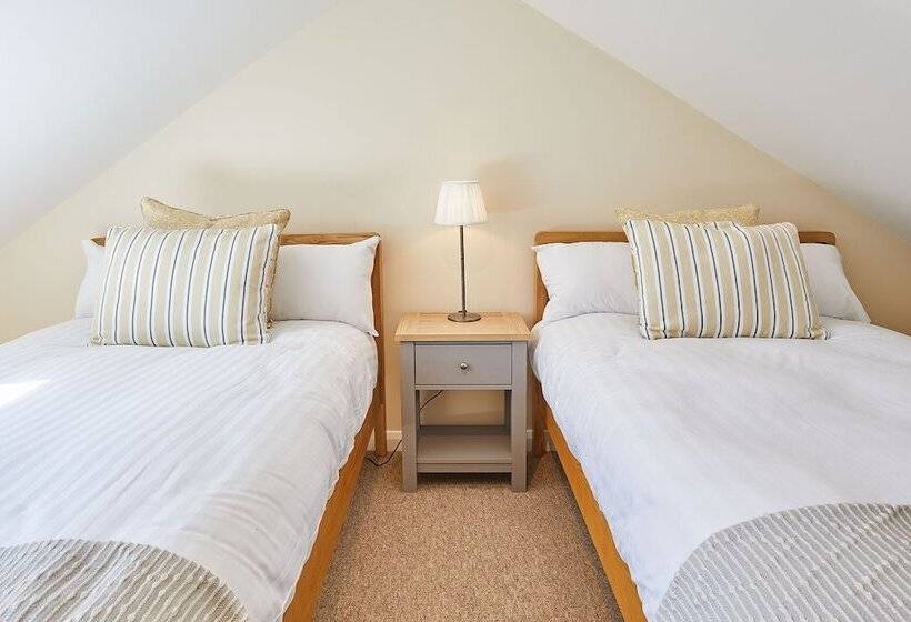 Host & Stay Eden Cottage