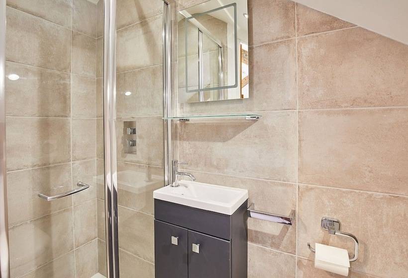 Host & Stay Eden Cottage