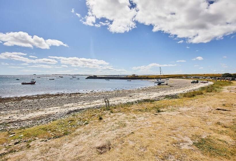 Host & Stay Eden Cottage