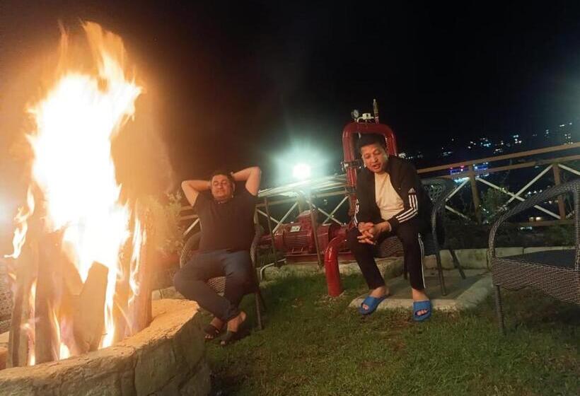 هتل Resort The Himalayan Odyssey And Cottages