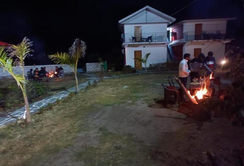 هتل Resort The Himalayan Odyssey And Cottages