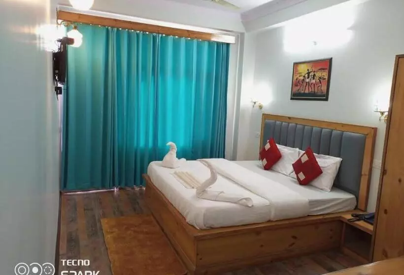 ホテル Treebo Trend Shubham Nature Villa With Mountain View