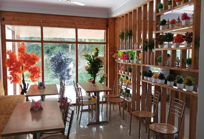 Hotel Treebo Trend Shubham Nature Villa With Mountain View