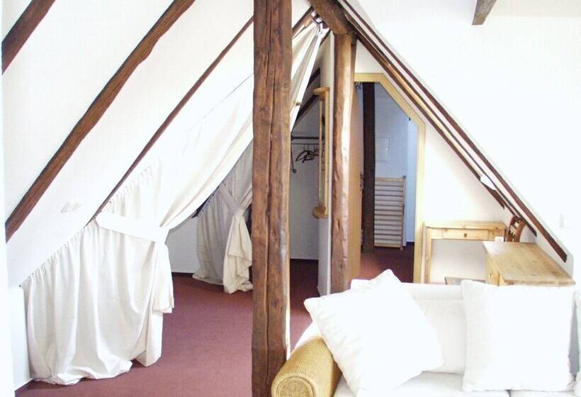 Restaurant Und Pension Zur Nassen Ecke