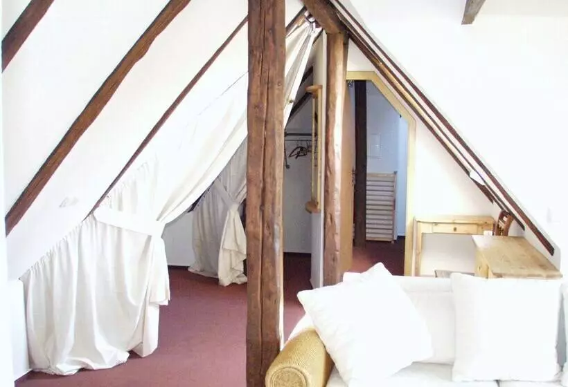 Restaurant Und Pension Zur Nassen Ecke