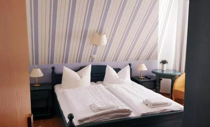 Restaurant Und Pension Zur Nassen Ecke