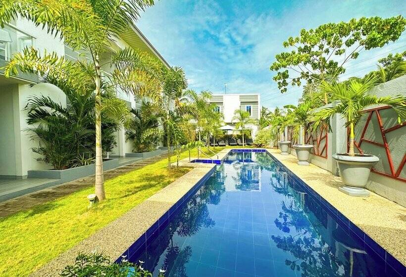 Sapphire Boutique Resort