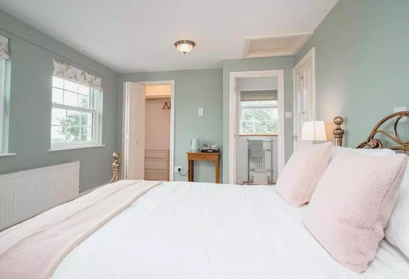 The Green Door Vegan B&b