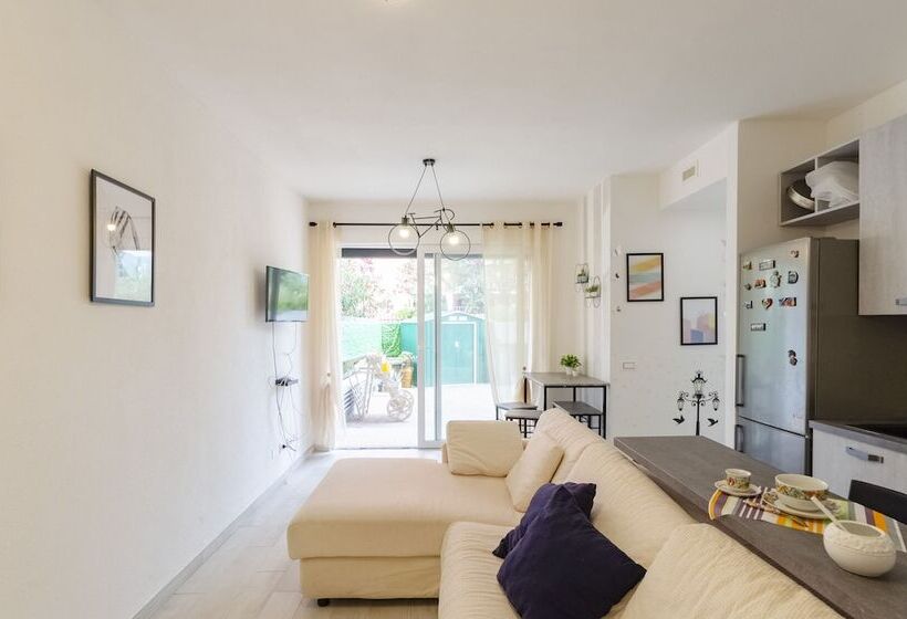 Joivy Flat With Terrace & Parking