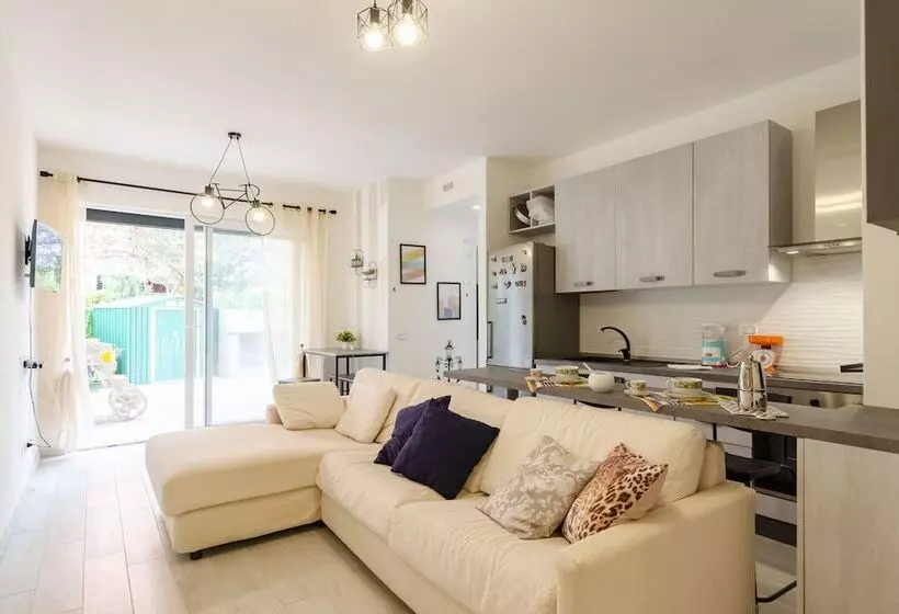 Joivy Flat With Terrace & Parking